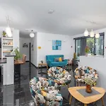 아파트 Gorgeous In With Wifi 풀라